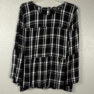 A.n.a. Women’s Size L Black White Bell Sleeve Plaid Round Neck Top Shirt Blouse